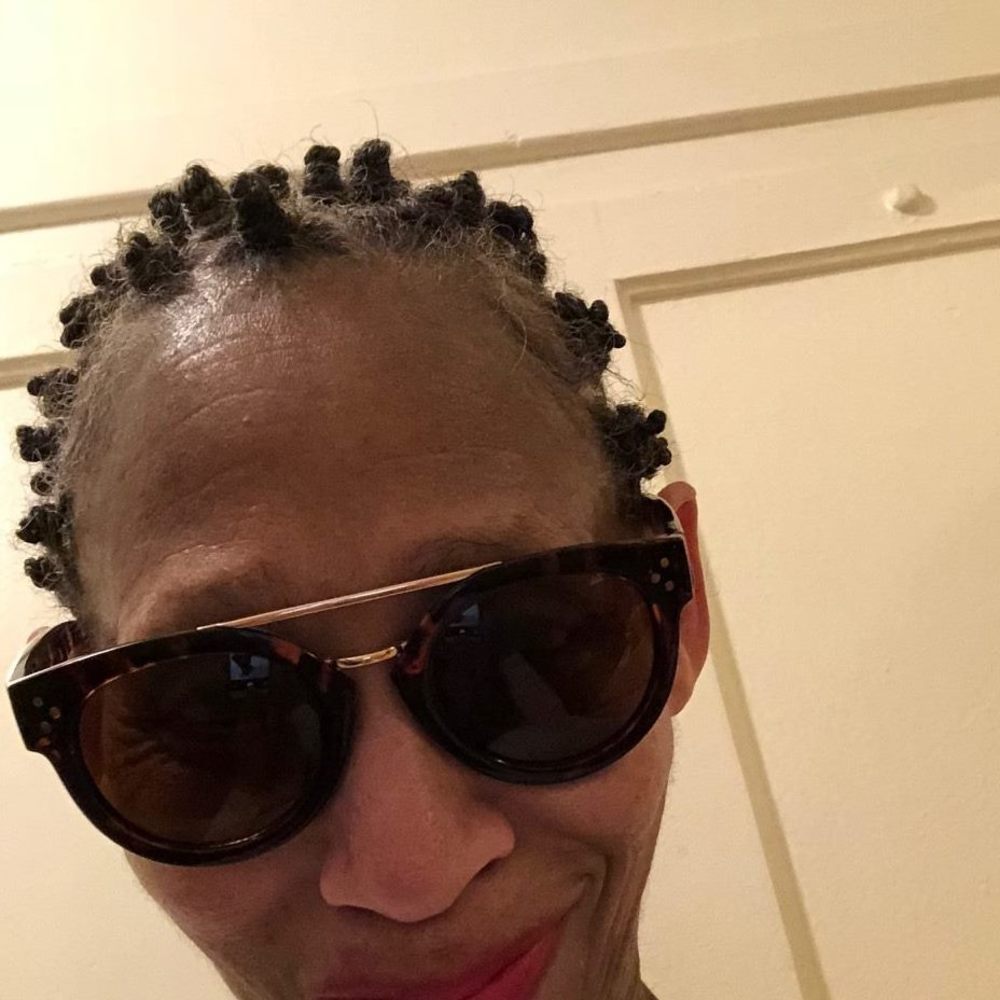 Meet your Posher, Victoria